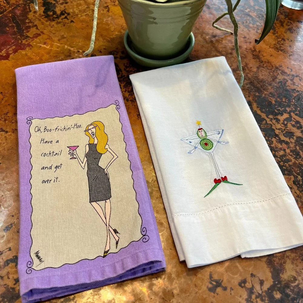FIRM!  (2) Kitchen/Bar Towels
